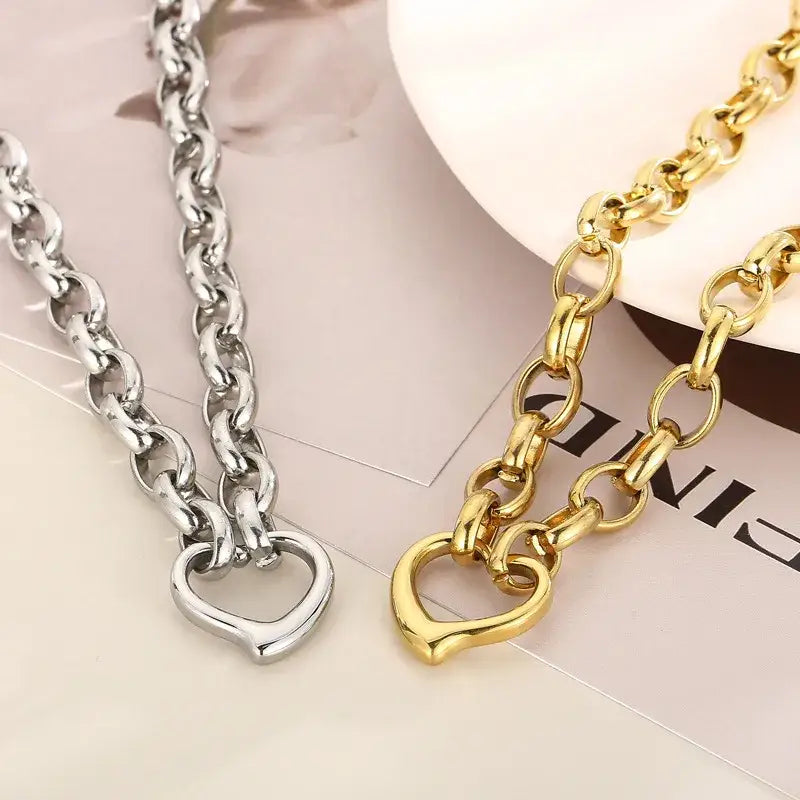 Golden Stainless Steel Irregular Hollow Heart Pendant Necklace for Women Trend Metal Thick Chain Sweater Jewelry
