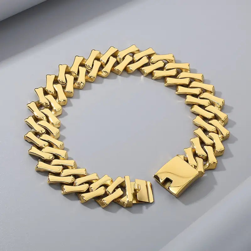 Her Golden Fortress Chain Necklace 32mm - 18k Gold Plated / 15.7in - Jewelry
