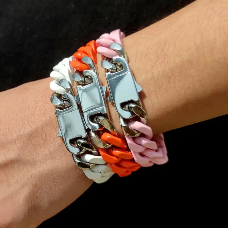 2022 New Stainless Steel Menās Cuban Bracelet Design Sense Niche Titanium Color Chain Does Not Fade Fashion