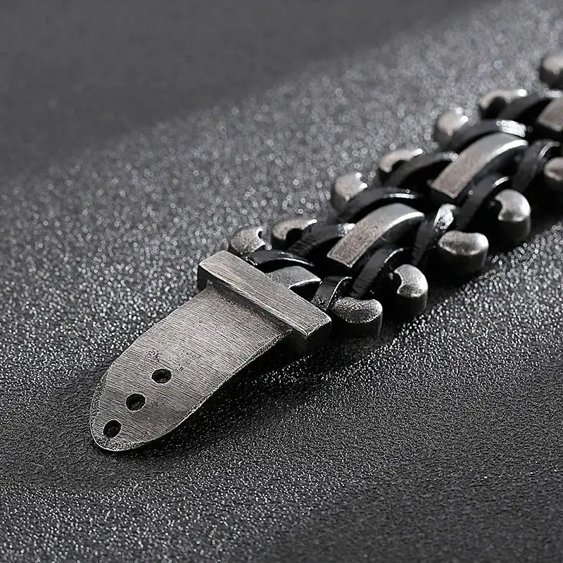 Men’s Cowhide Leather Weave Stainless Steel Bracelet - Vintage Black / 8.5in