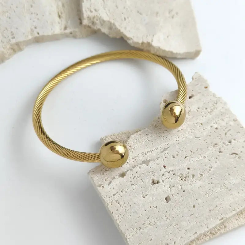 Cable Twist Bangle - Gold