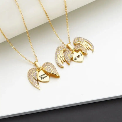 Elegant Two-Tone Leaf Pendant Necklace - Jewelry