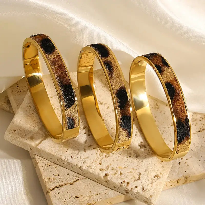 Flashbuy Gold Color Random Pattern Leopard Bangle Bracelet For Women Statement 18K Stainless Steel Wrist Fashion