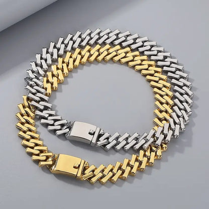 Her Golden Fortress Chain Necklace 32mm - Jewelry