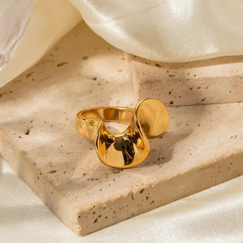 Luxe Ruffle Ring - Jewelry