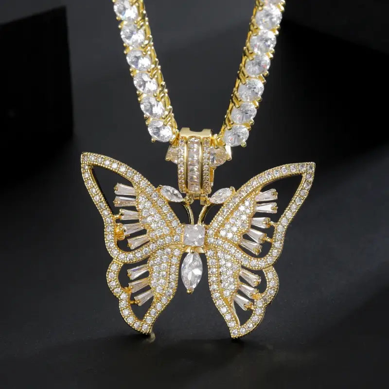 Luxury Iced Out Butterfly Pendant Necklace: Exquisite and Glamorous