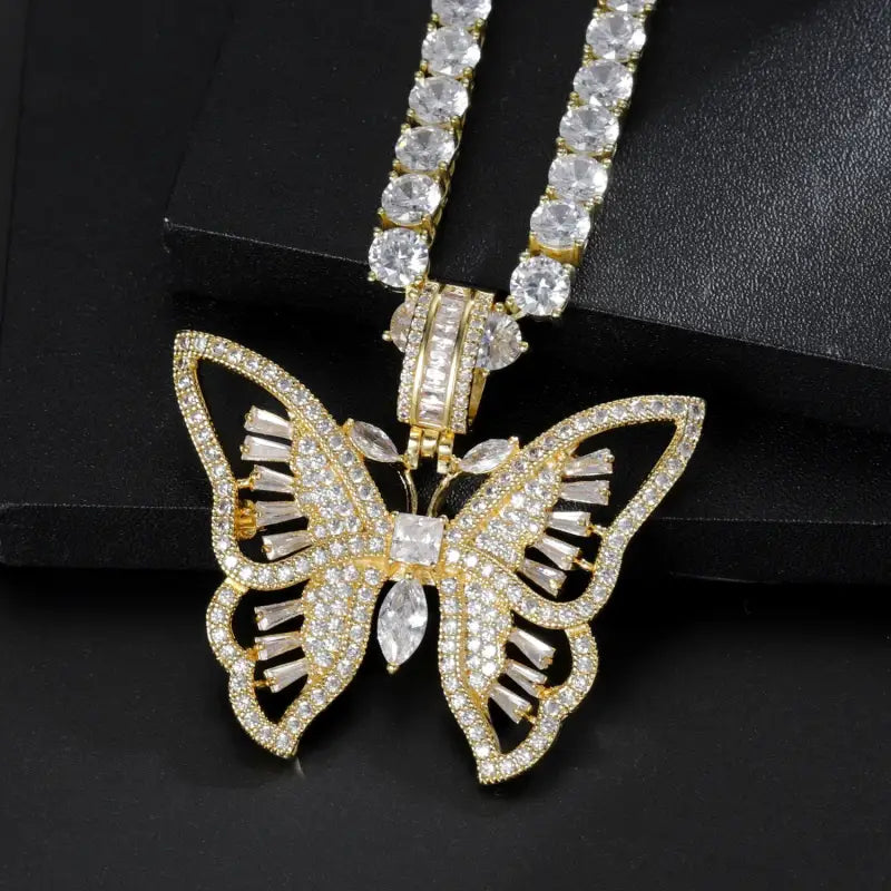 Luxury Iced Out Butterfly Pendant Necklace: Exquisite and Glamorous