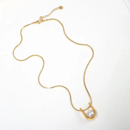 Minimalist Pearl Pendant Necklace